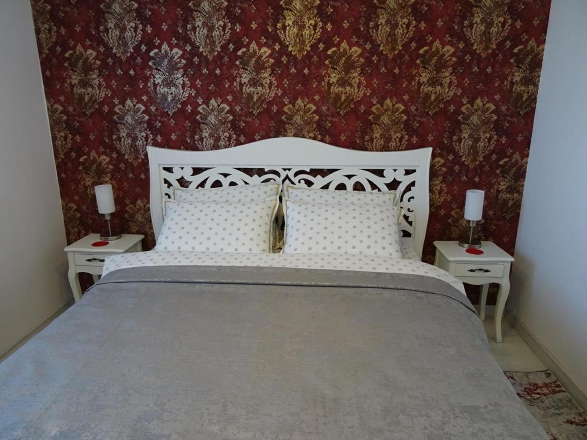 Carla'S Apart Palas-Hala Centrala 1 Bedroom, Airport Shuttle Iasi Eksteriør bilde